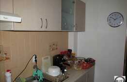 De vanzare 2 camere, 51 mp, balcon, decomandat, zona Florilor! Cu parcare!