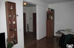 De vanzare 2 camere, 51 mp, balcon, decomandat, zona Florilor! Cu parcare!