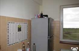 De vanzare 2 camere, 51 mp, balcon, decomandat, zona Florilor! Cu parcare!