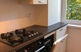 Apartament 3 camere, decomandat, 75 mp, parcare, zona Parcului Central