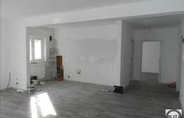 2 camere, 58 mp, decomandat! Zona Atelierul de Pizza! Parcare!Pozitionare estica