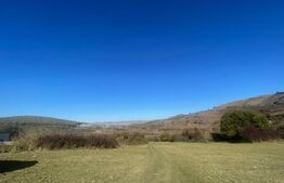 Exclusivitate ! Teren extravilan pretabil pentru constuctia unei cabane / case !