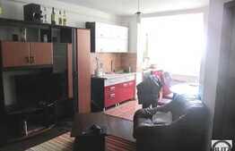 De vanzare 2 camere, 40 mp utili, zona strazii Florilor! Etaj intermediar!