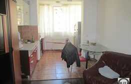 De vanzare 2 camere, 40 mp utili, zona strazii Florilor! Etaj intermediar!