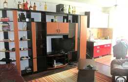 De vanzare 2 camere, 40 mp utili, zona strazii Florilor! Etaj intermediar!