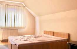 Apartament cu 3 camere, 75 mp, imobil tip casa, zona strazii Dambovitei