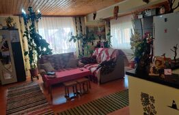 Apartament spatios in vila situat in Codlea