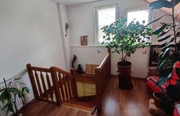 Apartament spatios in vila situat in Codlea