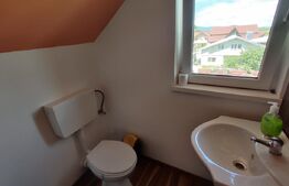 Apartament spatios in vila situat in Codlea