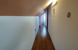 Apartament spatios in vila situat in Codlea