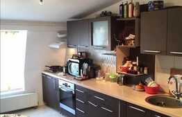 1 camera, 41 mp, A.C., boxa, zona strazii Rasaritului