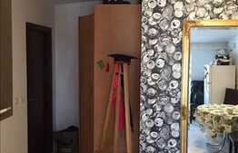 1 camera, 41 mp, A.C., boxa, zona strazii Rasaritului