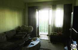 4 camere, decomandat, 82 mp, boxa, in zona strazii Izlazului!