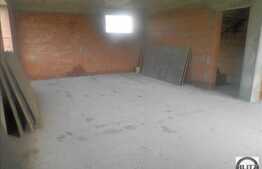 De vanzare 2 camere, 50 mp, semifinisat! Zona nou dezvoltata! Cu parcare!