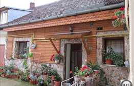 Garsoniera 43 mp , decomandata,  zona Piata Abator