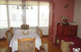 De vanzare apartament 1 camera, 45 mp, parcare, boxa subsol, zona Complex Nora