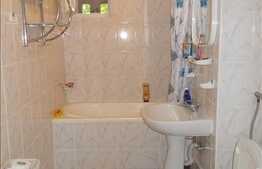 De vanzare apartament 3 camere, 70 mp, garaj, boxa subsol, zona strazii Negoiu!