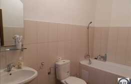 De vanzare apartament 2 camere, 63 mp, boxa subsol, zona centrala!