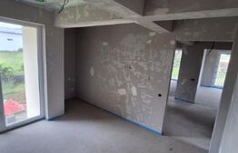 Casa duplex Chinteni