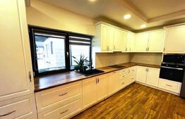 Casa individuala, 250mp, cu teren 640 mp, garaj, zona Planoarelor, Dezmir