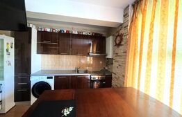 Apartament 3 camere, 63 mp, etaj intermediar, zona Petrom