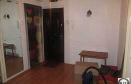 Apartament de vanzare, 3 camere, decomandat, 82 mp, zona Calea Manastur