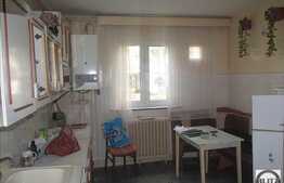 Apartament de vanzare, 3 camere, decomandat, 82 mp, zona Calea Manastur