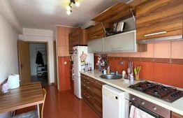 Apartament, 3 camere, 87 mp, decomandat, parcare, zona Grand Hotel Italia
