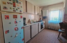Apartament cu 3 dormitoare, 74mp, 2 balcoane, parcare, zona Lidl