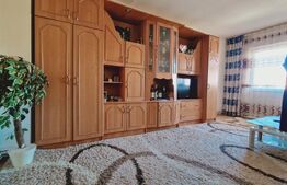 Apartament cu 3 dormitoare, 74mp, 2 balcoane, parcare, zona Lidl
