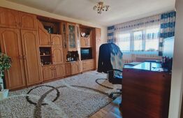Apartament cu 3 dormitoare, 74mp, 2 balcoane, parcare, zona Lidl
