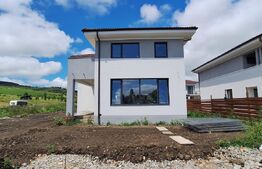 Casa individuala Chinteni, 245 mp, 840 mp teren, demisol +parter + etaj