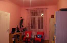 2 camere, 75 mp utili, boxa subsol, zona strazii Paris