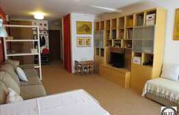 3 camere, 3 balcoane, terasa, boxa, zona Grand Hotel Italia