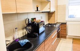 Apartament 3 camere, 2 bai, 76mp, zona Stadionului