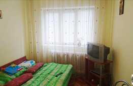 De vanzare apartament 3 camere, 54 mp, boxa subsol, zona Bucium