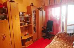 Vanzare apartament 3 camere, 65 mp, boxa subsol, zona strazii 1 Decembrie 1918