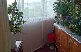 Vanzare apartament 3 camere, 65 mp, boxa subsol, zona strazii 1 Decembrie 1918