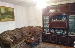 Vanzare apartament 3 camere, 65 mp, boxa subsol, zona strazii 1 Decembrie 1918