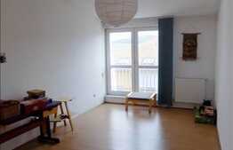 De vanzare apartament 5 camere, 132 mp, garaj, 2 parcari, zona strazii Buna Ziua