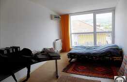 De vanzare apartament 5 camere, 132 mp, garaj, 2 parcari, zona strazii Buna Ziua