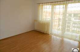 Vanzare mansarda decomandata cu 1 camera, 33 mp, balcon, zona Florilor!