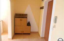 Vanzare mansarda decomandata cu 1 camera, 33 mp, balcon, zona Florilor!