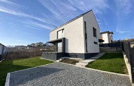 Casa unifamiliala 137mp utili, 410 mp teren, Dezmir