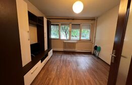 Garsonieră de vânzare în Tractoru