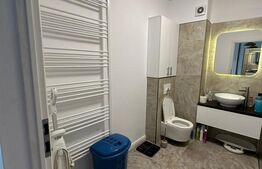 Apartament spatios cu 2 camere  