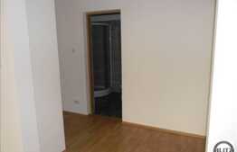 De vanzare apartament cu 3 camere, 99,4 mp, decomandat in zona strazii Campului