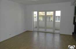 De vanzare apartament cu 3 camere, 99,4 mp, decomandat in zona strazii Campului