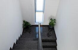 Casa individuala de lux, cu teren de 800 mp, in zona Dezmir