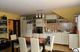 3 camere, 90 mp utili, imobil nou, scara interioara, parcare, zona Nora!